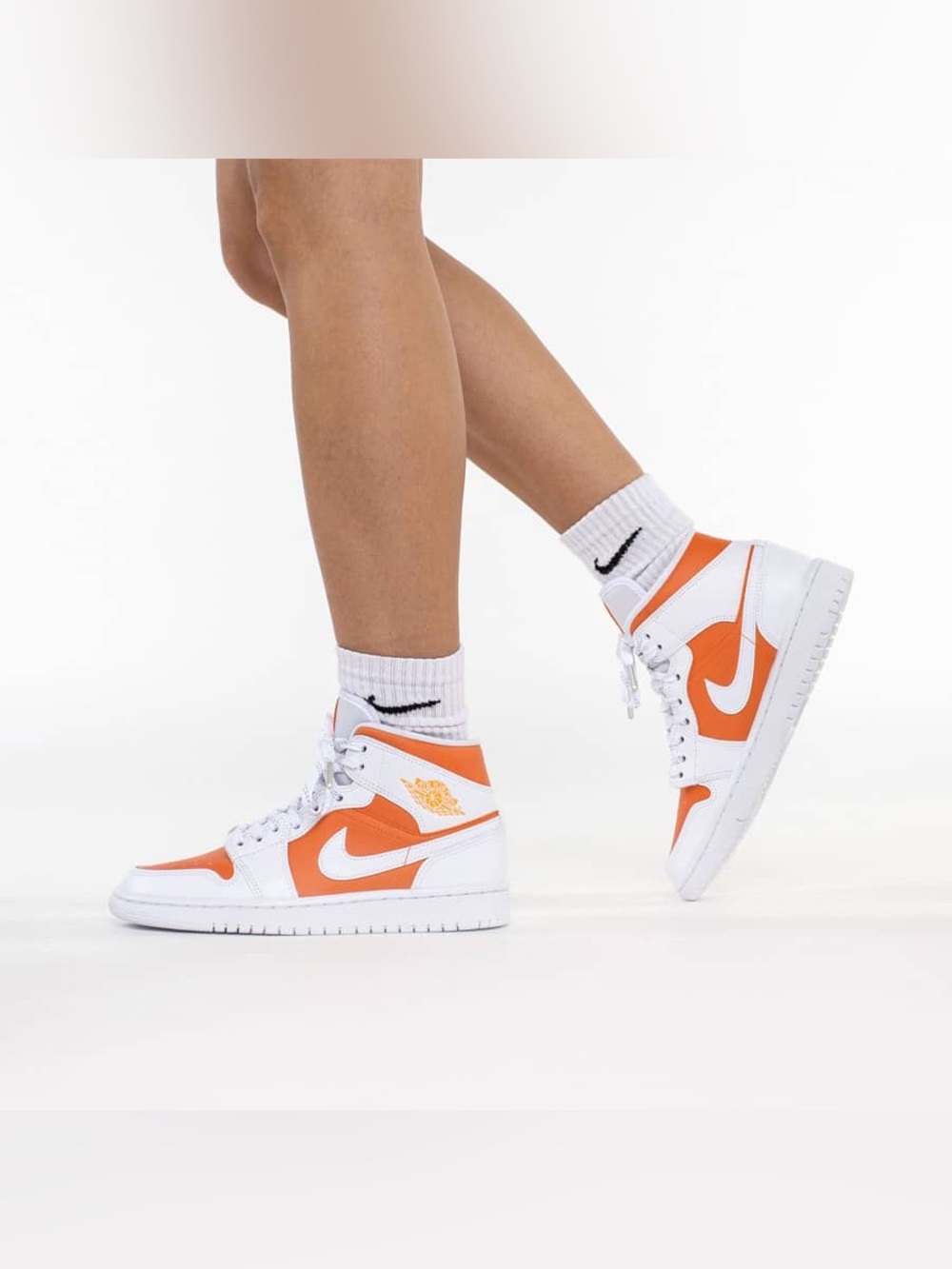 Nike Air Jordan 1 Mid SE bright citrus - Tried on once (no box) - Picture 3 of 8